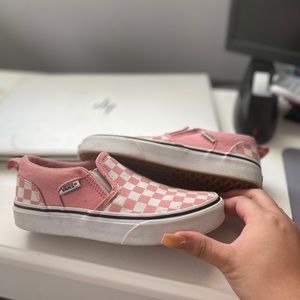Girls pink checkered slip on Vans